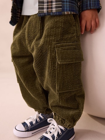 Next Tapered Hose in Grün: Vorderseite