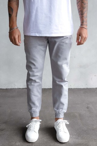 2Y Premium Tapered Pants in Grey: front