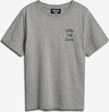 SOMETIME SOON T-shirt 'Revolution' i grå: framsida