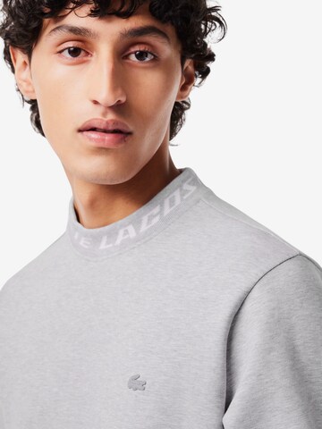 LACOSTE Sweatshirt in Grau