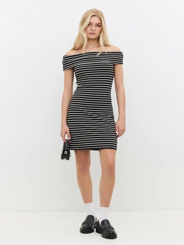 Robe No Matter What en noir : devant
