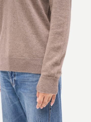 GOBI Cashmere Pullover 'Women's Timeless Cashmere V-Neck Sweater'‌‌‌‌‌‌‌‌ in Grau