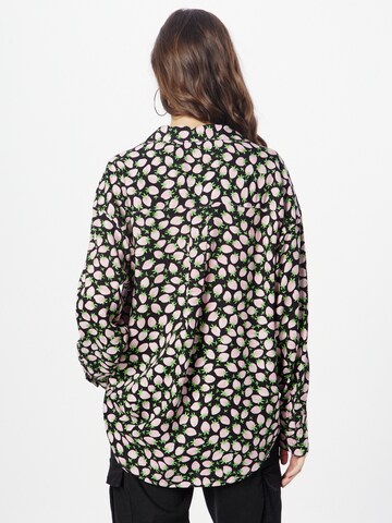 Monki Blouse in Roze