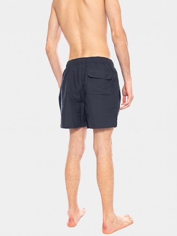 Barbour Szorty kąpielowe 'STAPLE LOGO 5 SWIM SHORTS Navy' w kolorze niebieski