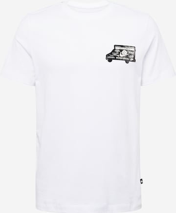 Nike Sportswear Shirt in White: front