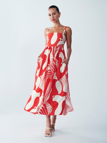 St MRLO Summer dress 'Lanah' in Red: front