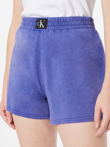 Regular Pantaloni de la Calvin Klein Swimwear pe mov