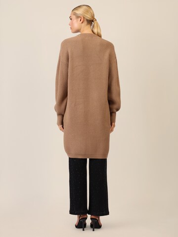 APART Strickjacke in Beige