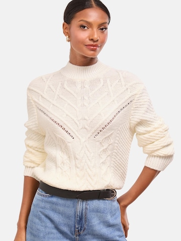 Lipsy Sweater in White: front