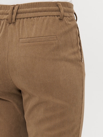 Tapered Pantaloni con pieghe 'ONLPOPTRASH-LIAS' di Only Tall in marrone