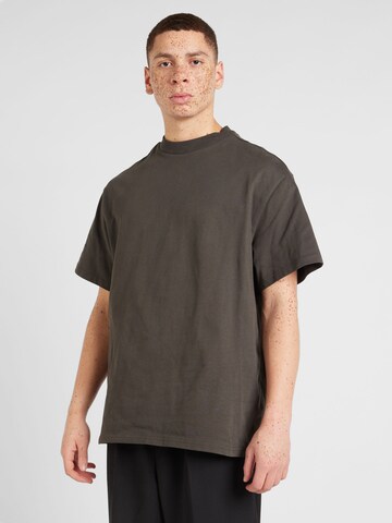 WEEKDAY Bluser & t-shirts 'Great' i grå: forside