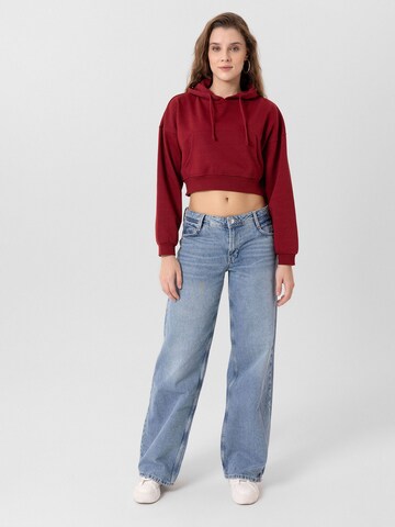 Felpa di Jacey Quinn in rosso