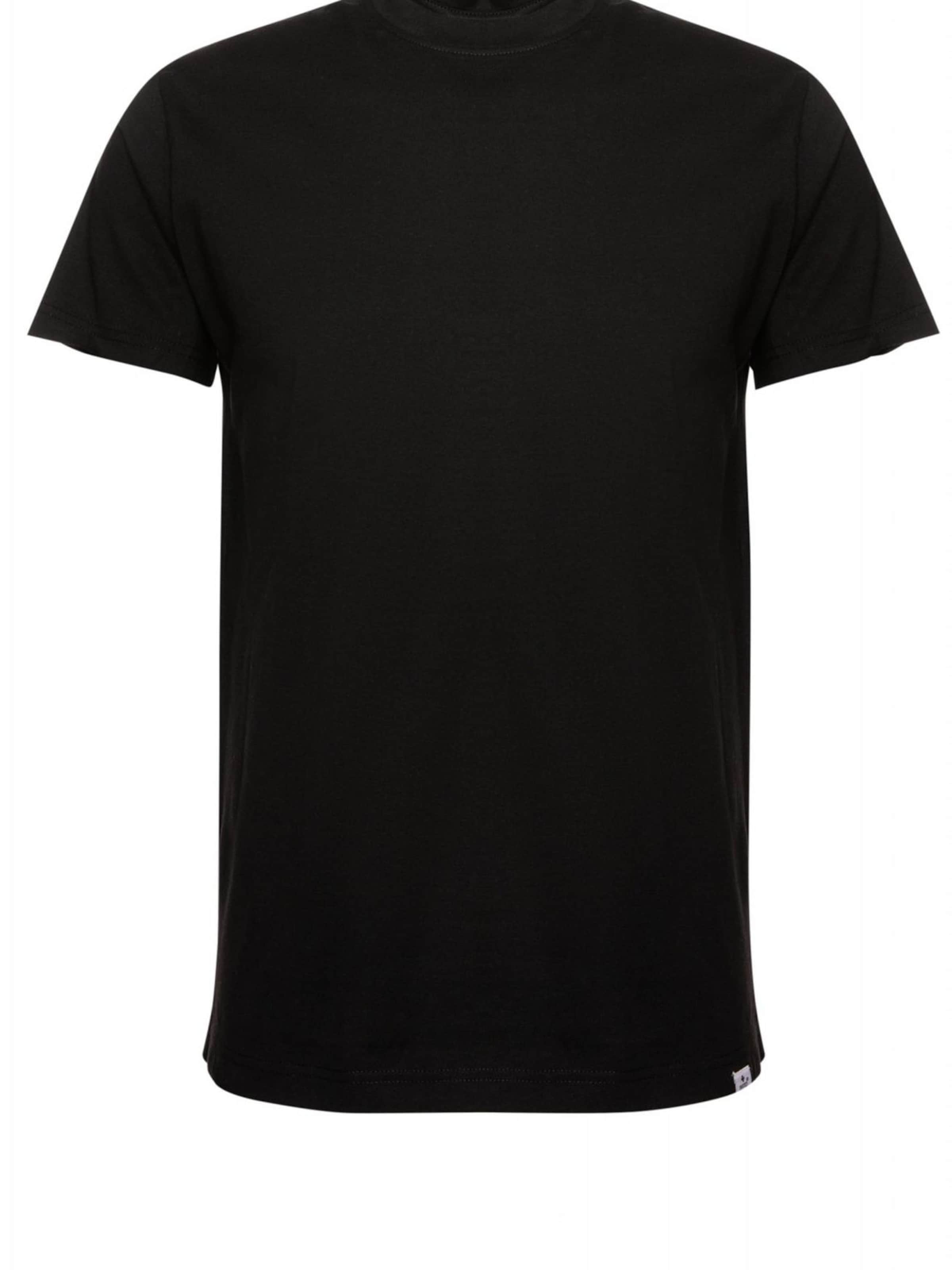 IYITO Shirt 'IYAdam' in Schwarz: Vorderseite