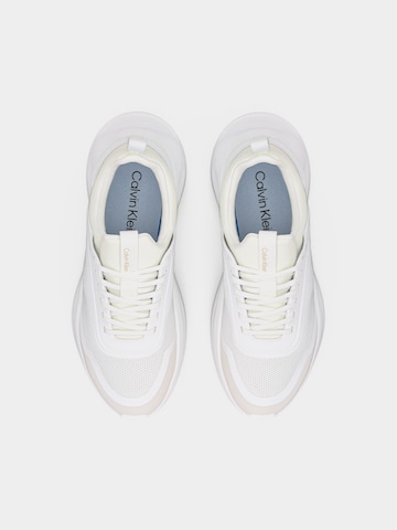 Calvin Klein Sneaker in Gold