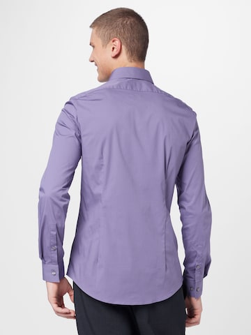 purpurinė Calvin Klein Priglundantis modelis Dalykinio stiliaus marškiniai