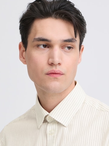 Casual Friday Regular Fit Paita 'CFHagberg' värissä beige