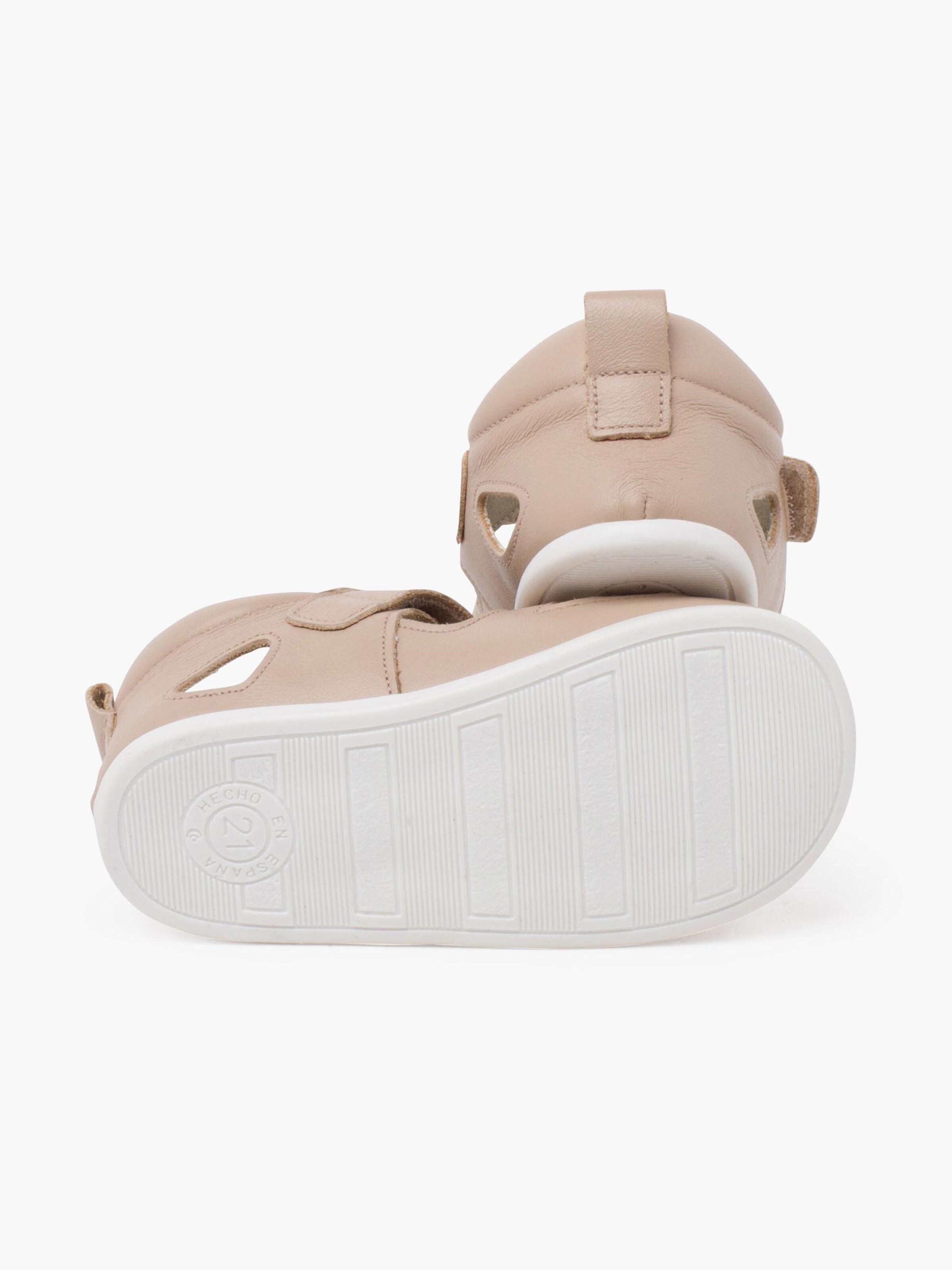 Pisamonas First-Step Shoes in Beige