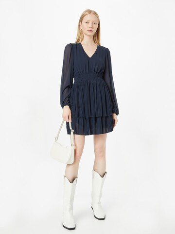 Robe 'Addy' Forever New en bleu