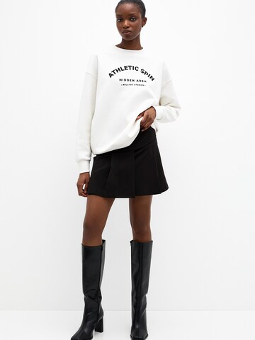 Pull&Bear Sweatshirt in White