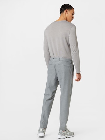 Slimfit Pantaloni con piega frontale di ESPRIT in grigio