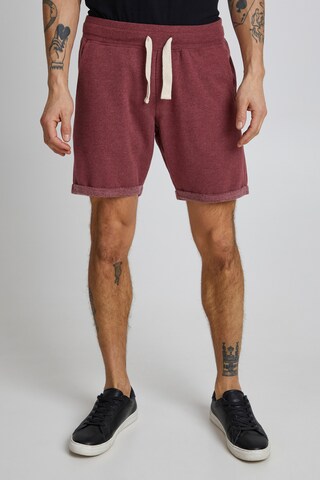 BLEND Regular Sweatshorts 'Timo' in Rot: predná strana