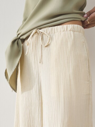 Next Wide leg Pants in Beige