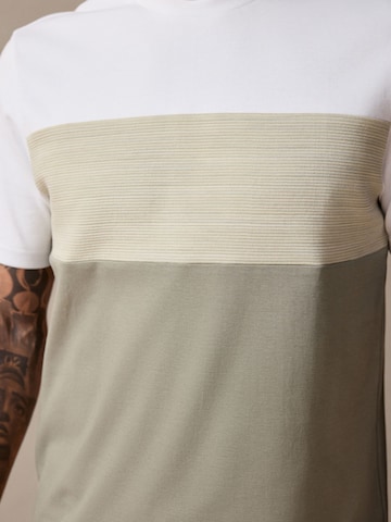 Next - Camisa em verde