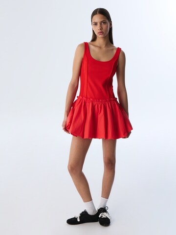 Twist Jurk in Rood: voorkant