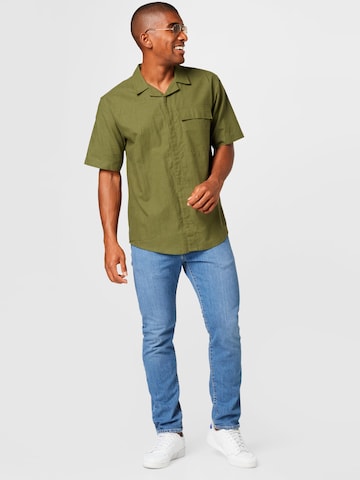 JACK WOLFSKIN Comfort fit Athletic button up shirt 'NATURE' in Green