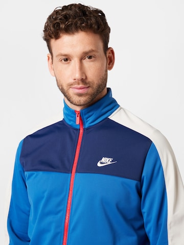 Nike Sportswear Облекло за бягане в синьо