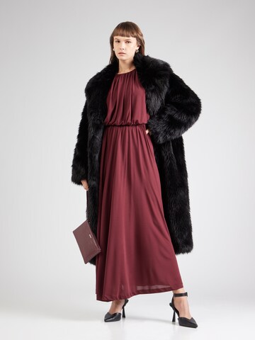 Banana Republic Вечернее платье в Красный