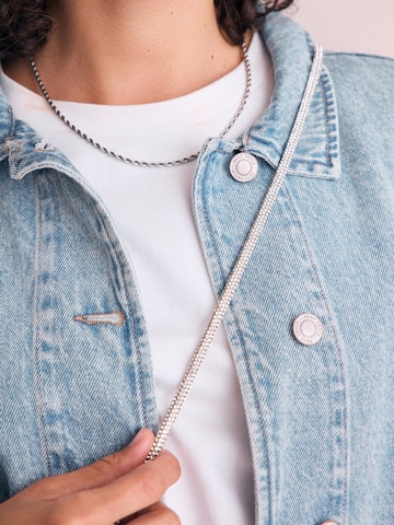 Next Handytrageriemen in Silber