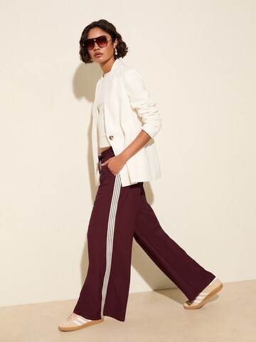 Friends Like These Wide leg Trousers in Red