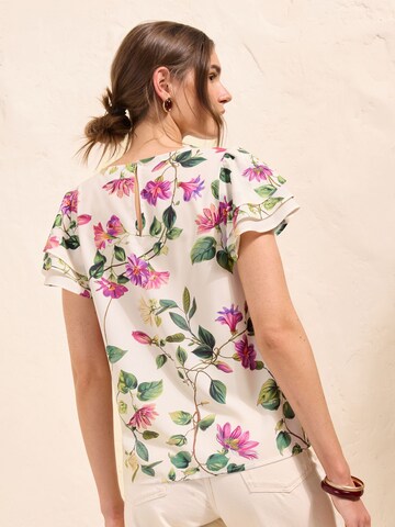 Friends Like These Bluse in Beige