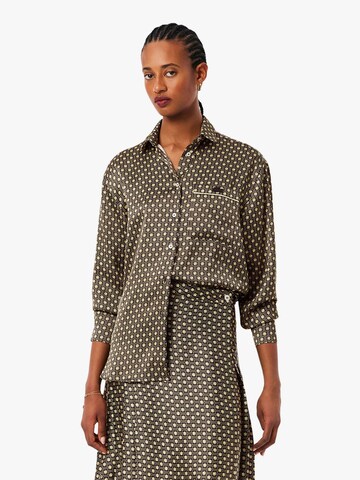 LACOSTE Blouse in Bruin: voorkant