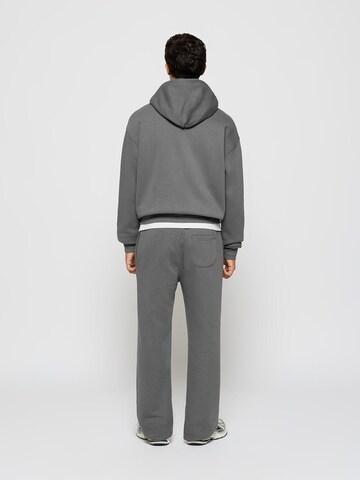Burocs Zip-Up Hoodie in Grey