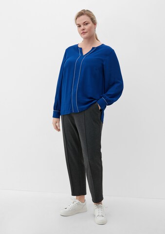 TRIANGLE Blouse in Blauw