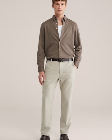 WE Fashion Štandardný strih Chino nohavice - Béžová