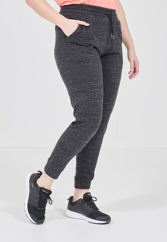 ENDURANCE Tapered Sweathose 'Olivia' in Grau: Vorderseite