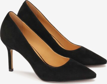 Kazar Pumps in Black