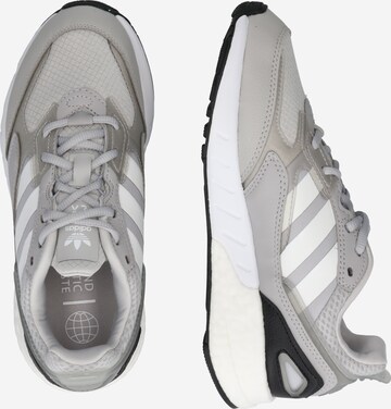 Chaussure de course ADIDAS ORIGINALS en gris