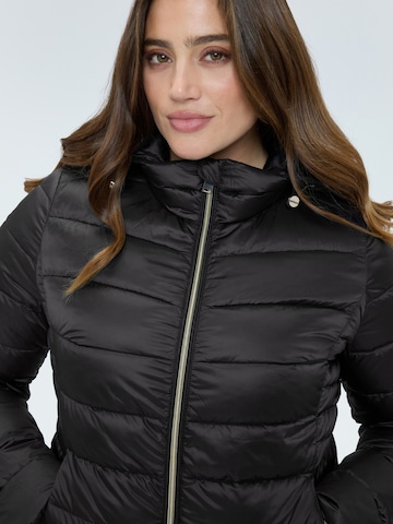 Fiorella Rubino Winterjas in Zwart