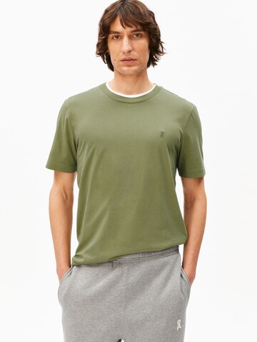 ARMEDANGELS Póló 'JAAMES' - zöld: elől