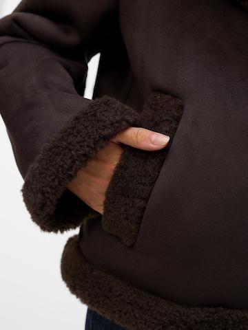 VERO MODA Winter Jacket 'VMHARPER' in Brown