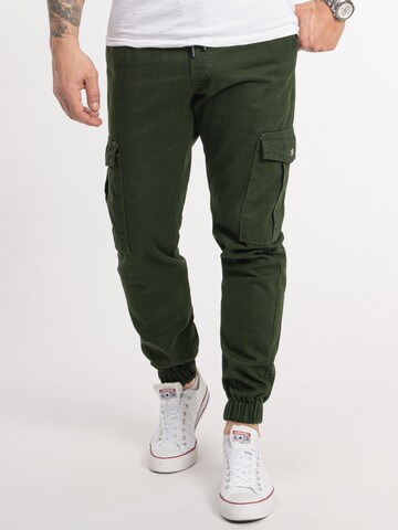 Rock Creek Tapered Cargo trousers in Green: front