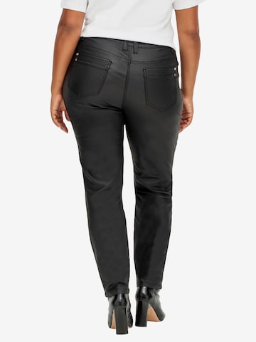 Coupe slim Pantalon SHEEGO en noir