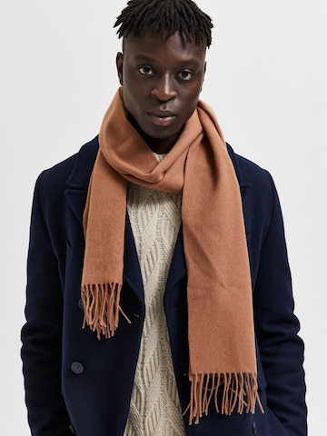 SELECTED HOMME Scarf in Brown: front
