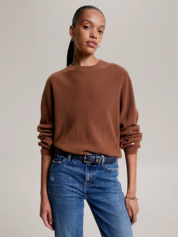 TOMMY HILFIGER Sweater in Brown: front