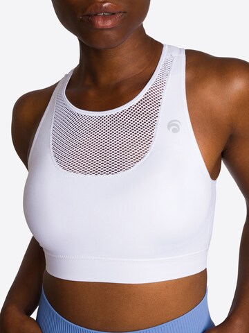 OCEANSAPART - Soutien Bustier Soutien de desporto 'Infinity' em branco: frente