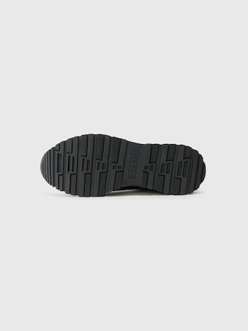 Baskets basses bugatti en noir